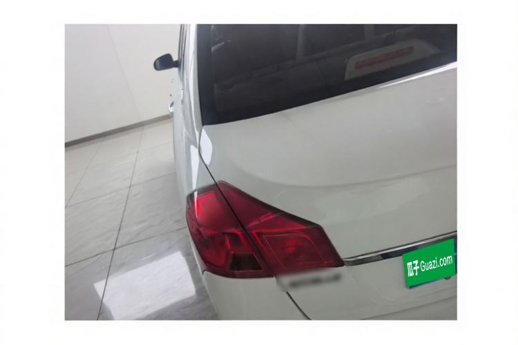 Used Buick Excelle 2013 1.5L Manual Luxury Model Rear Left 45 Deg