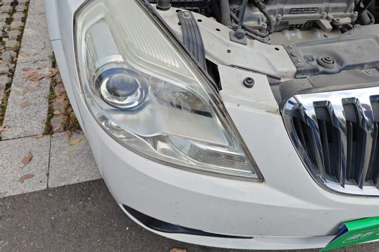 Used Buick Excelle 2013 1.5L Manual Classic Model Right Front Headlight