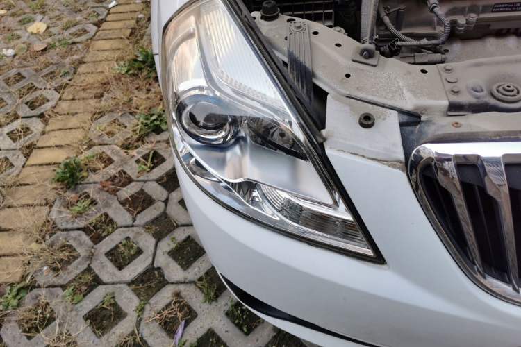 Used Buick Excelle 2013 1.5L Manual Classic Model Right Front Headlight