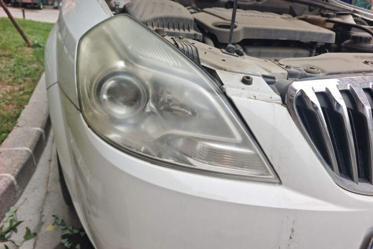 Used Buick Excelle 2013 1.5L Manual Luxury Model Right Front Headlight