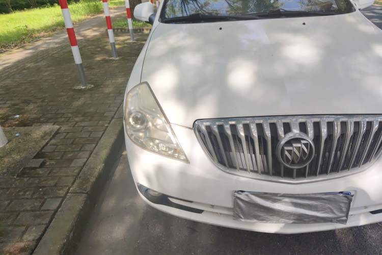 Used Buick Excelle 2013 1.5L Automatic Luxury Model Right Front Headlight