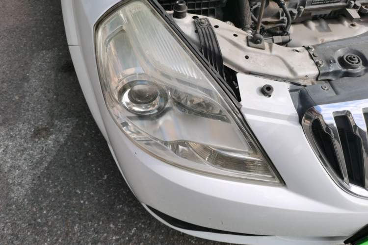 Used Buick Excelle 2013 1.5L Automatic Luxury Model Right Front Headlight