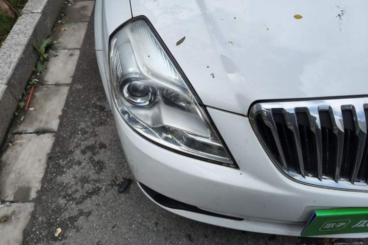 Used Buick Excelle 2013 1.5L Automatic Luxury Model Right Front Headlight