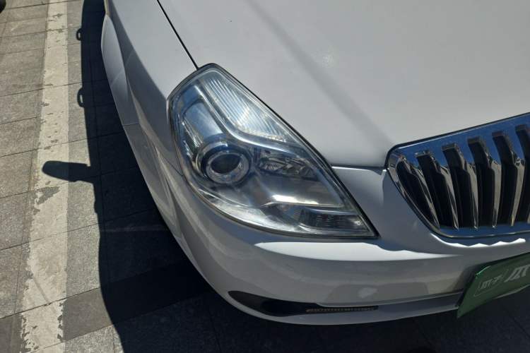 Used Buick Excelle 2013 1.5L Manual Luxury Model Right Front Headlight