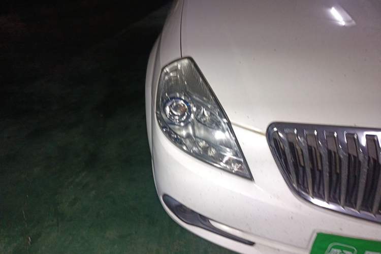 Used Buick Excelle 2013 1.5L Automatic Classic Model Right Front Headlight