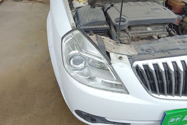 Used Buick Excelle 2013 1.5L Manual Classic Model Right Front Headlight