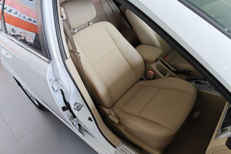 Used Buick Excelle 2013 1.5L Automatic Classic Model Right Front Seat