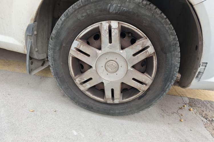 Used Buick Excelle 2013 1.5L Manual Classic Model Right Front Wheel Hub