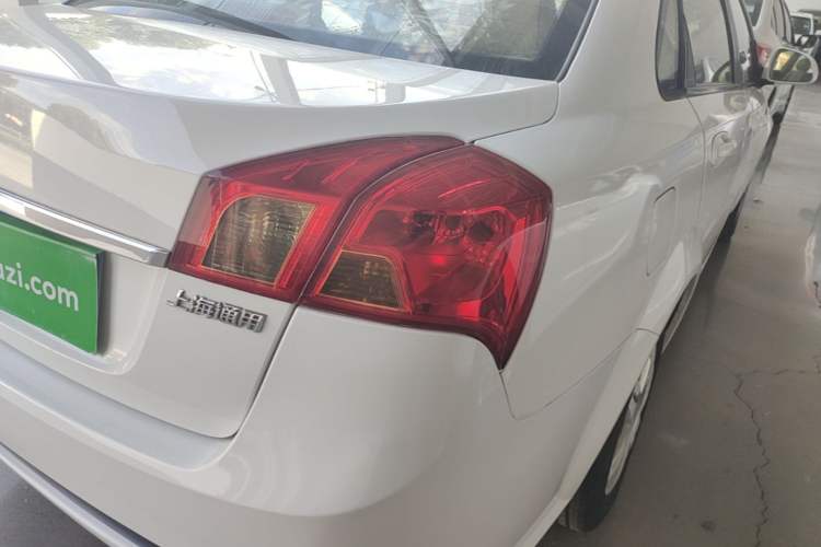 Used Buick Excelle 2013 1.5L Automatic Classic Model Right Rear Taillight