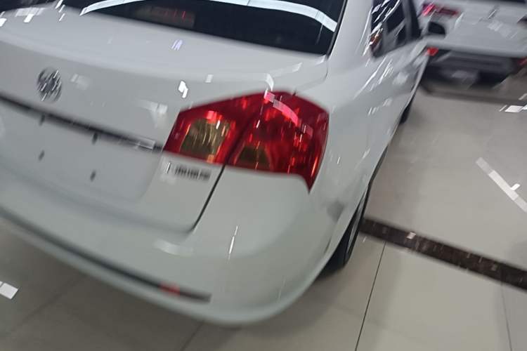 Used Buick Excelle 2013 1.5L Automatic Classic Model Right Rear Taillight