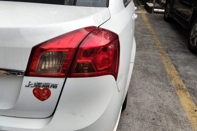 Used Buick Excelle 2013 1.5L Automatic Classic Model Right Rear Taillight