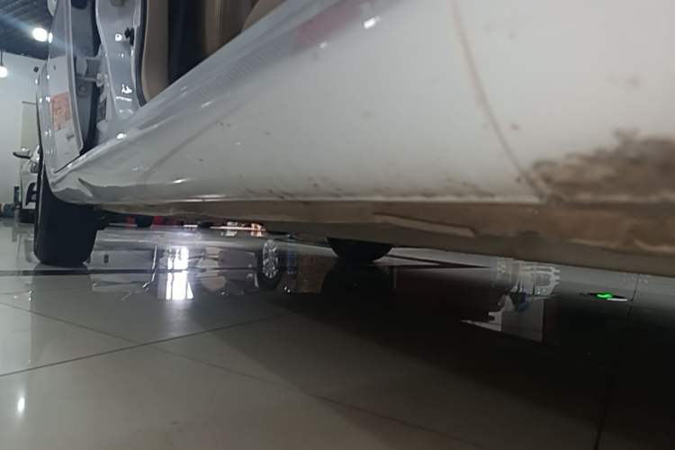 Used Buick Excelle 2013 1.5L Automatic Classic Model Right Side Sill