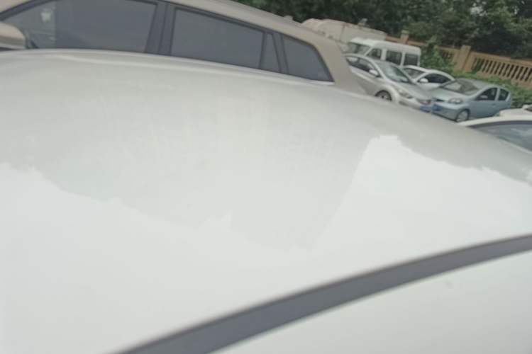 Used Buick Excelle 2013 1.5L Automatic Classic Model Roof