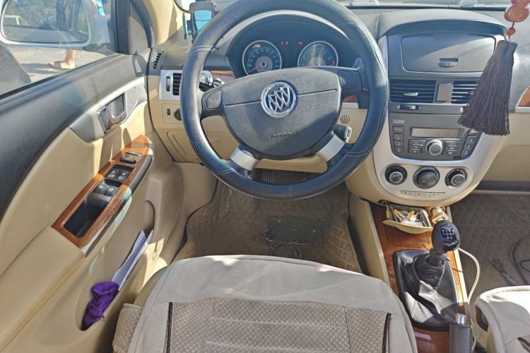 Used Buick Excelle 2013 1.5L Manual Luxury Model Steering Wheel