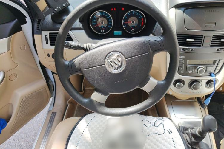 Used Buick Excelle 2013 1.5L Manual Classic Model Steering Wheel