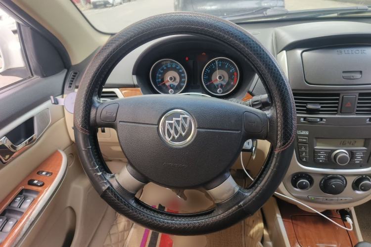 Used Buick Excelle 2013 1.5L Manual Luxury Model Steering Wheel