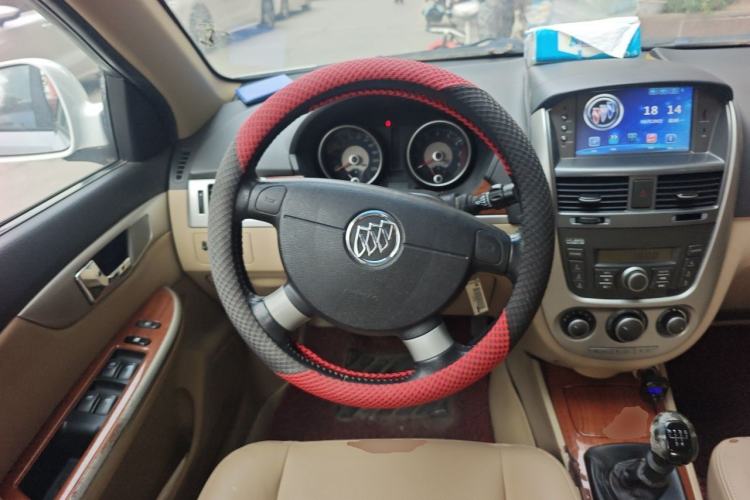 Used Buick Excelle 2013 1.5L Manual Luxury Model Steering Wheel