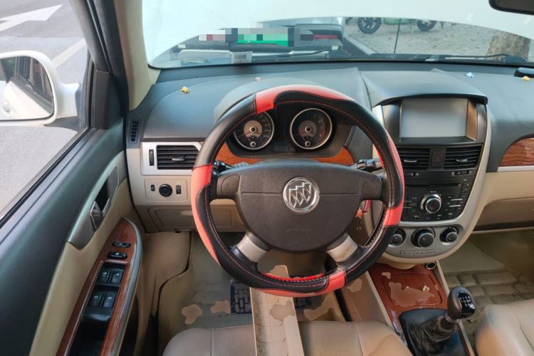 Used Buick Excelle 2013 1.5L Manual Luxury Model Steering Wheel