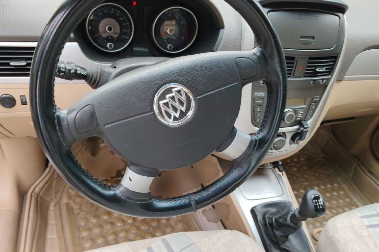 Used Buick Excelle 2013 1.5L Manual Classic Model Steering Wheel