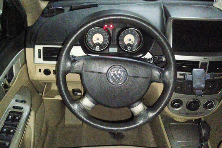 Used Buick Excelle 2013 1.5L Automatic Classic Model Steering Wheel