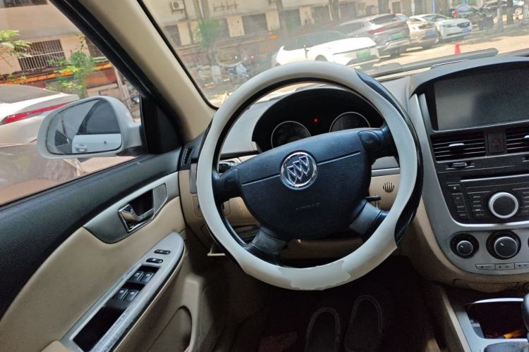 Used Buick Excelle 2013 1.5L Manual Classic Model Steering Wheel