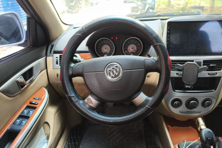 Used Buick Excelle 2013 1.5L Manual Luxury Model Steering Wheel