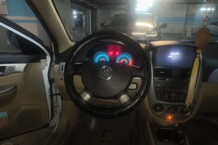 Used Buick Excelle 2013 1.5L Automatic Classic Model Steering Wheel