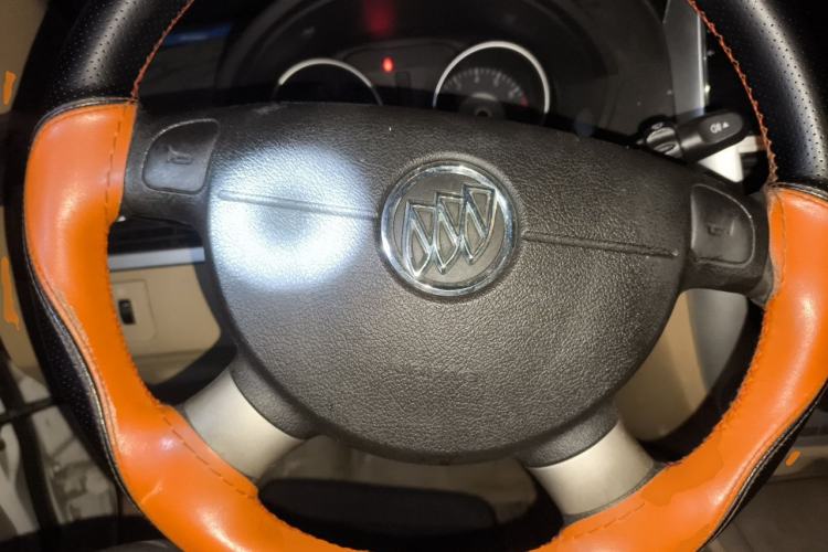 Used Buick Excelle 2013 1.5L Manual Classic Model Steering Wheel