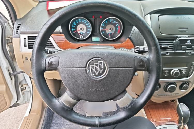 Used Buick Excelle 2013 1.5L Automatic Luxury Model Steering Wheel