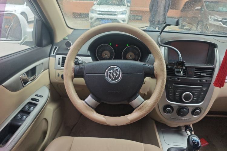 Used Buick Excelle 2013 1.5L Manual Classic Model Steering Wheel