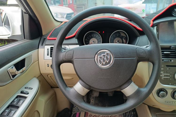 Used Buick Excelle 2013 1.5L Manual Classic Model Steering Wheel