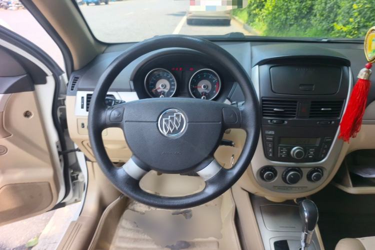 Used Buick Excelle 2013 1.5L Automatic Classic Model Steering Wheel