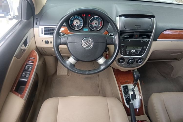 Used Buick Excelle 2013 1.5L Automatic Luxury Model Steering Wheel