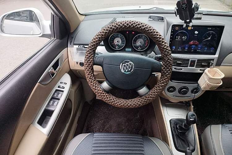 Used Buick Excelle 2013 1.5L Manual Classic Model Steering Wheel