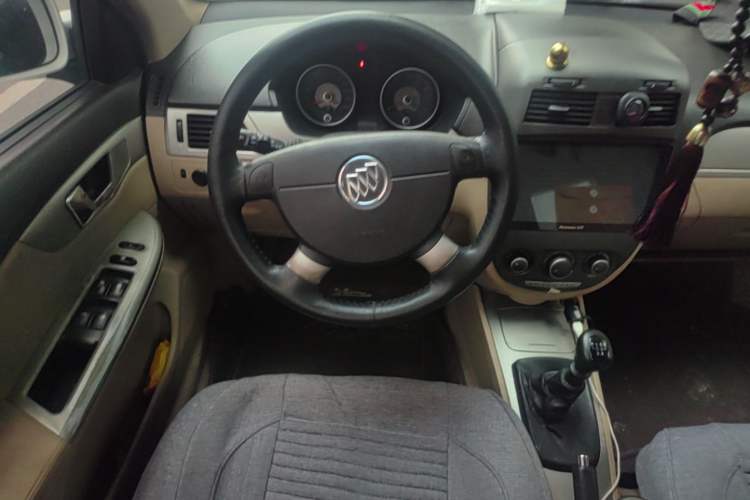 Used Buick Excelle 2013 1.5L Manual Classic Model Steering Wheel