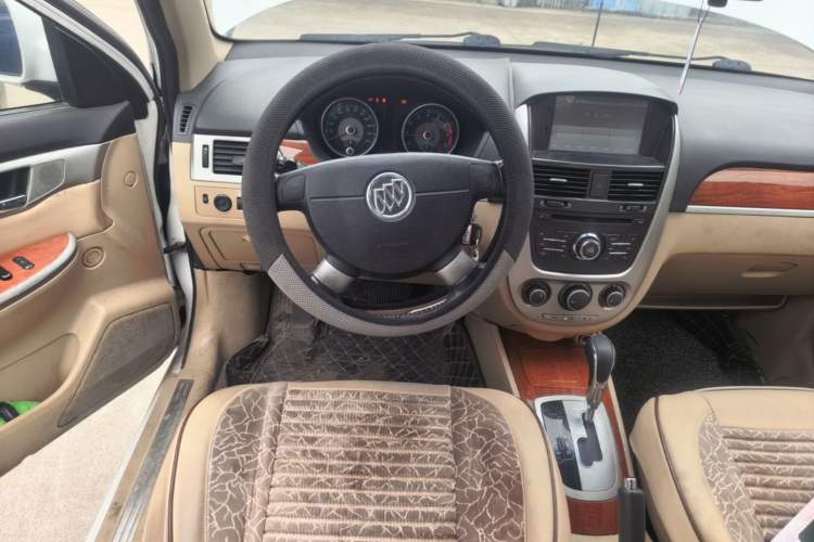 Used Buick Excelle 2013 1.5L Automatic Classic Model Steering Wheel
