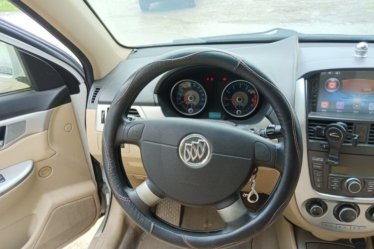 Used Buick Excelle 2013 1.5L Manual Classic Model Steering Wheel
