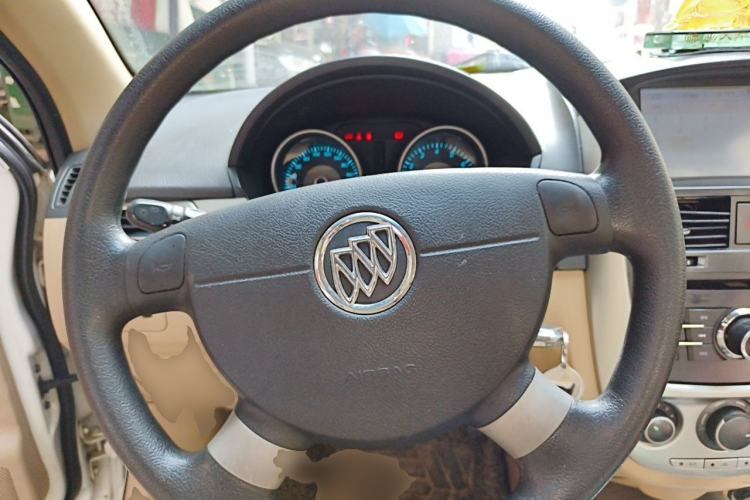 Used Buick Excelle 2013 1.5L Manual Classic Model Steering Wheel