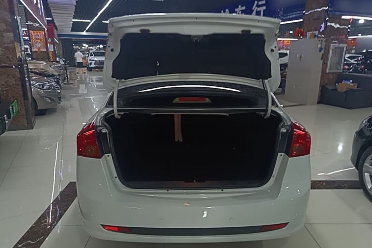 Used Buick Excelle 2013 1.5L Automatic Classic Model Trunk
