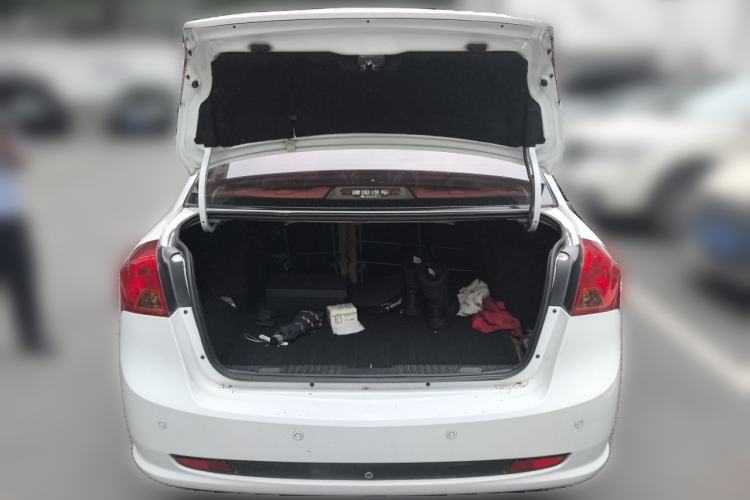 Used Buick Excelle 2013 1.5L Manual Classic Model Trunk