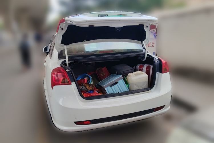 Used Buick Excelle 2013 1.5L Automatic Classic Model Trunk