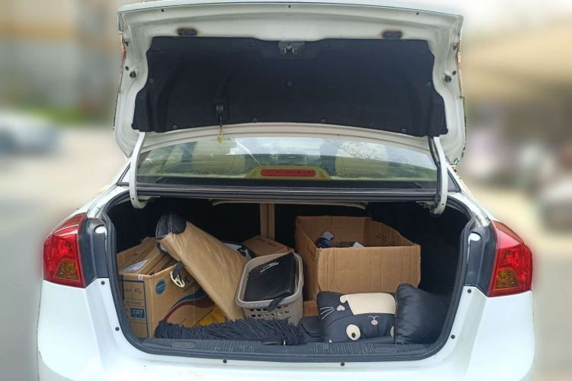 Used Buick Excelle 2013 1.5L Manual Classic Model Trunk