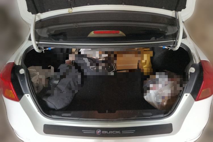 Used Buick Excelle 2013 1.5L Manual Classic Model Trunk