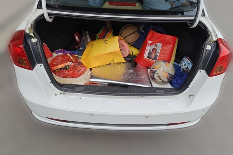 Used Buick Excelle 2013 1.5L Automatic Classic Model Trunk