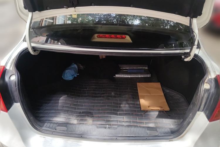 Used Buick Excelle 2013 1.5L Automatic Classic Model Trunk