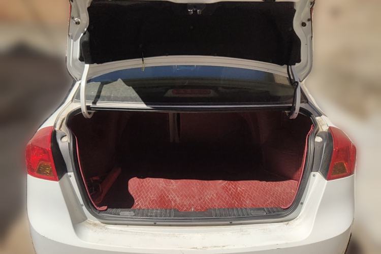 Used Buick Excelle 2013 1.5L Automatic Classic Model Trunk
