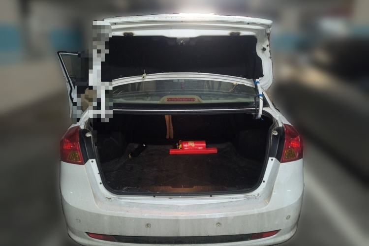 Used Buick Excelle 2013 1.5L Automatic Classic Model Trunk