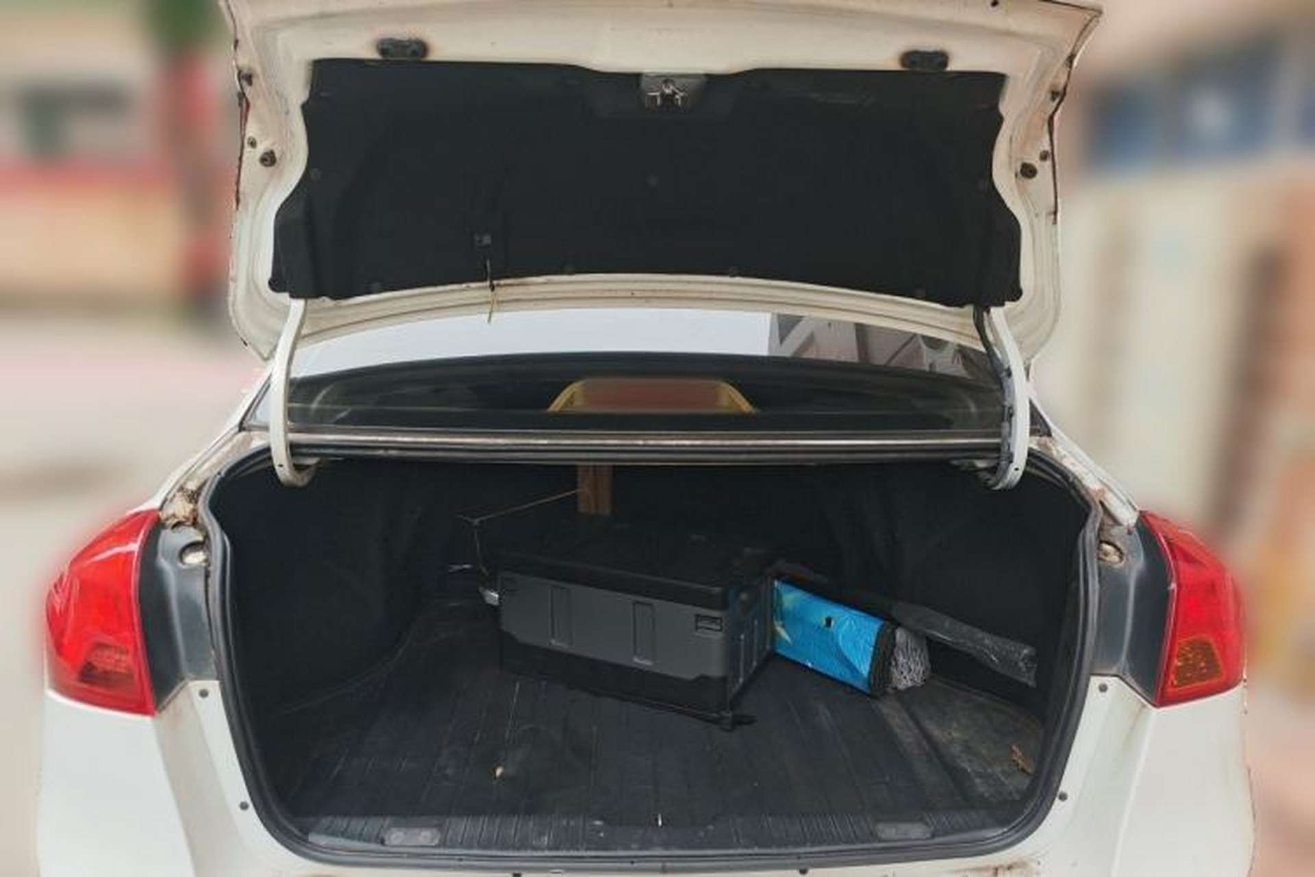 Used Buick Excelle 2013 1.5L Automatic Classic Model Trunk
