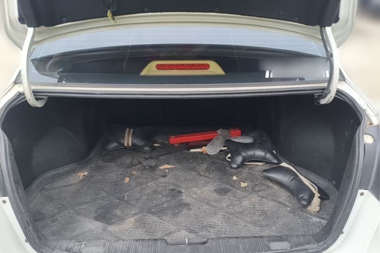 Used Buick Excelle 2013 1.5L Automatic Classic Model Trunk