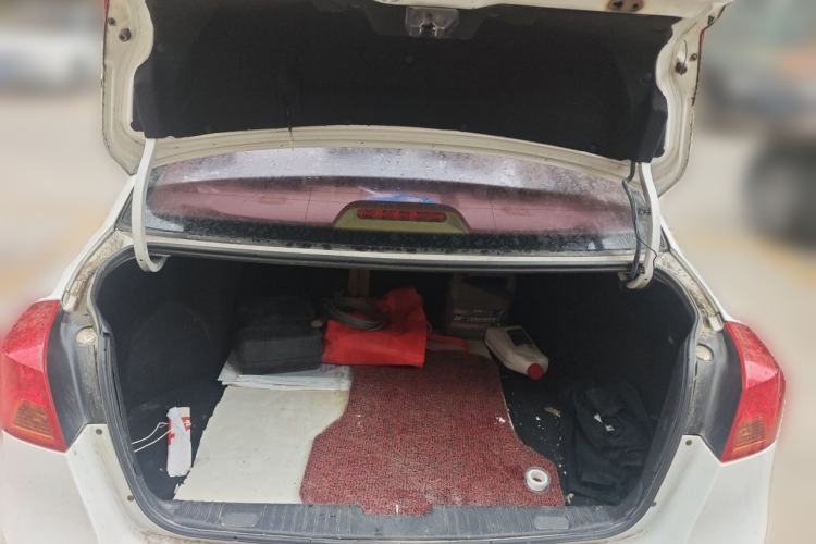 Used Buick Excelle 2013 1.5L Manual Classic Model Trunk